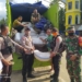 Aparat di pos perbatasan Sulut-Gorontalo di Atinggola berhasil menggagalkan peredaran minuman keras jenis cap tikus asal Sulut, Rabu (27/5/2020). (f.istimewa)
