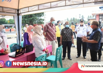 Wali Kota Gorontalo, Marten Taha saat kunjungi Pasar Dungingi, Jumat (6/8). (f. istimewa/nn).