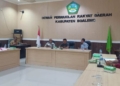 Ketua DPRD Boalemo, Karyawan Eka Putra Noho didampingi dua Wakil Ketua, Lahmudin Hambali dan Muslimin Haruna menggelar rapat internal Bapemperda, Selasa (14/09/2021).(f.narto/newsnesia.id)