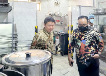 Menag RI tinjau dapur katering jamaah haji Indonesia di Madinah-(F.Humas Kemenag RI)