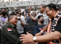 Momen akrab Wali Kota Gorontalo, Marten Taha dan Gubernur DKI Jakarta, Anies Baswedan. (dok. istimewa)