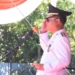 Bupati Gorontalo Utara menjadi inspektur upacara HUT RI ke-77 di Kecamatan Gentuma Raya. (f.ist)