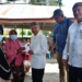 Penyaluran BLT BBM oleh Pemda Pohuwato-(f.istimewa)