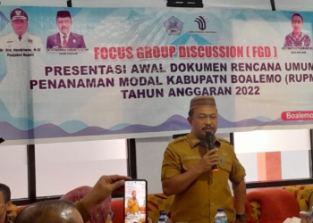 Fokus Group Discussion (FGD) presentasi awal dokumen Rencana Umum Penanaman Modal Kabupaten Boalemo (RUPMK) tahun anggaran 2022, Selasa, (13/09/2022) Berlangsung di Ruang rapat dinas penanaman modal dan ESDM.