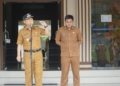 Bupati Gorut, Thariq Modanggu saat memberikan sambutannya pada upacara apel kerja, di Halaman Kantor Bupati Gorut, Senin (6/2/2023). (foto.ist)