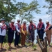 Anggota DPRD Gorut Lukum Diko saat mendampingi Tim Nasional penataan pipa