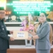 Ketua DPRD Gorut Deisy Datau saat menerima LKPJ Bupati Gorut tahun 2022 pada sidang paripurna. (f.ist)