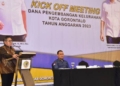 Walikota Gorontalo, Marthen Taha memberikan arahan pada kegiatan kick off meeting dana pengembangan kelurahan.(f.istimewa)