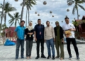 Owner Shava Beach Resort Gorontalo bersama manajemen Brand Office Garuda Indonesia Gorontalo. (foto. sv/nn)