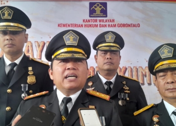 Kakanwil Kemenkumham Gorontalo, Heni Susila Wardoyo saat sesi wawancara dalam puncak peringatan HDKD ke-78. (foto. hmk/nn)