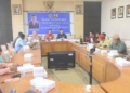 Pj. Sekda Boalemo, Supandra Nur memimpin rapat koordinasi terkait usulan WIUP di Kabupaten Boalemo.(f.dok.hms)