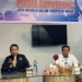 Kepala Jasa Raharja Gorontalo Kemal Karman Kamaludin saat bincang-bincang dengan awak media.