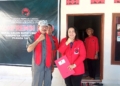 Alimuddin Sumaila bersama Ketua DPC PDIP Gorontalo Utara, Deisy Sandra Mariana Datau, usai menyerahkan formulir pendaftaran Bakal Calon Bupati Gorontalo Utara Periode 2024-2029.
