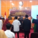 Ketua KPU Gorontalo Utara, Sofyan Jakfar, melantik PAW Anggota PPK dan PPS untuk Pilkada 2024.