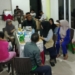 Nakes yang bertugas di Posko Pengungsian Korban Banjir mulai Kewalahan karena kurangnya stok obat. (foto. via/nn)