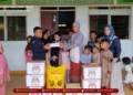 Suasana penuh kebahagian, oleh KPU Kabupaten Boalemo menggelar santunan