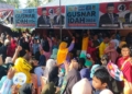 Masa pendukung pasangan Gusnar-Idah membludak di Batudaa Cs.(f.istimewa)
