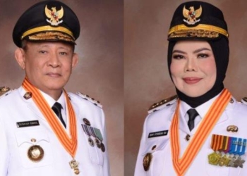 Gubernur Gusnar Ismail dan Wakil Gubernur Idah Syahidah.