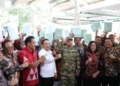 Menteri Nusron Wahid serahkan
