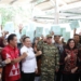 Menteri Nusron Wahid serahkan