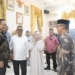 Bupati Boalemo, Rum Pagau bersama Wabup Lahmuddin Hambali mengadakan silaturahmi bersama Gubernur Gorontalo, Gusnar Ismail.(photo.istimewa)