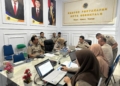 Kepala Kantor Pertanahan Kota Gorontalo Kusno Katili mengikuti rapatmoniyoring dan evaluasi Program Strategis Nasional di