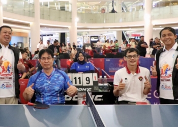 Menteri Nusron Wahid buka