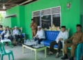 Wabup Iwan Adam saat menghadiri acara pemakaman almarhum Abdul Hamid Babunga