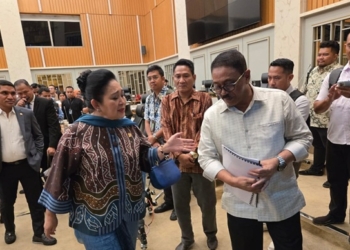 Ketua Komisi IV DPR RI, Siti Hediati Soeharto atau akrab disapa Mba Titiek Soeharto merespon positif usulan program sektor pertanian Bupati Boalemo, Drs. Rum Pagau.(f.istimewa)