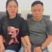 Wahyudin Moridu bersama istrinya