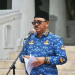 Bupati Boalemo, Drs. Rum Pagau saat memimpin apel KORPRI.(f.dok.pimpinan)