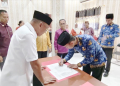 Wabup Iwan Adam kukuhkan 2 PNS STTD di Dinas Perhubungan