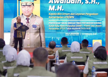 Kepala Biro Umum dan Layanan Pengadaan, Awaludin  saat menyambut kehadiran taruna/i di Aula Adhiguna, Kantor Wilayah (Kanwil) BPN Provinsi Sumatera Utara, Medan, Selasa (10/02/2026).