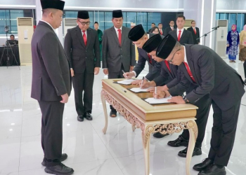 Menteri Nusron Wahid melantik pejabat