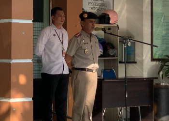 Kepala Kantor Kusno Katili pimpin apel perdana pasca libur panjang lebaran Idul Fitri 1447 h di lingkungan Kantah Kota Gorontalo.