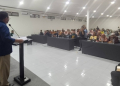 Bupati Boalemo, Rum Pagau memberikan arahan pada Bimtek pejabat administrator di lingkungan Pemkab Boalemo.(f.dok.pimpinan)