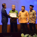 Bupati Pohuwato bersama Wabup terima penghargaan Tindak Lanjut LHP BPK Terbaik I se-Provinsi Gorontalo