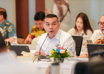 Wamen Ossy Dermawan