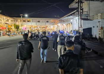 Tim Unit Reaksi Cepat (URC) Direktorat Reserse Kriminal Umum Polda Gorontalo bersama Tim URC Polres Gorontalo Kota saat menggelar patroli gabungan pada Sabtu malam hingga Minggu dini hari, 6–7 Juni 2026.