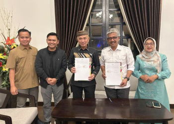 Penandatanganan perpanjangan MoU dilakukan langsung oleh Bupati Pohuwato, Saipul A. Mbuinga, bersama Direktur Polbangtan Malang, Setya Budhy Udrayana, di Angelato Resto and Café, Kota Gorontalo,