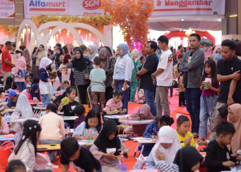 Lomba menggambar dan mewarnai yang digelar Alfamart-SGM fi Gorontalo