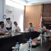 Ketua Bawaslu Bone Bolango Sofyan Djama saat kegiatan penandatanganan kerjasama (MoU) dengan organisasi kepemudaan, organisasi masyarakata dan media.