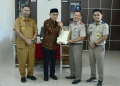 Bupati Pohuwato saat menyambut kunjungan rombongan Kepala Kantor Pertanahan Kabupaten Pohuwato