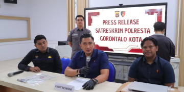 Kasat Reskrim Polresta Gorontalo Kota Kompol Akmal Novian Reza dalam konferensi pers, Selasa (28/7/2026)
