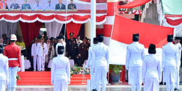 Upacara HUT RI ke-81 di Mako Polres Pohuwato dipimpin oleh Bupati Saipul Mbuinga
