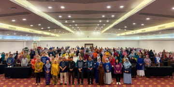 ASN Pengelola Keuangan Disnaker ESDM dan Transmigrasi Provinsi Gorontalo ikuti bimtek yang diselenggarakan oleh Badan Keuangan Provinsi Gorontalo.