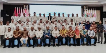 71 Peserta Studi Lapangan PKA yang dilepas Gubernur Gorontalo Gusnar Ismail.