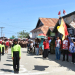 Bupati Boalemo, Rum Pagau melepas peserta lomba gerak jalan dalam rangka memeriahkan HUT RI ke 81.(f.dok.pimpinan)