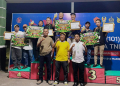 Penyerahan hadiah Turnamen Domino Orado Piala Panglima TNI