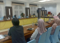Gubernur Gorontalo Gusnar Ismail saat memimpin rapat bersama Inspektorat Provinsi Gorontalo.